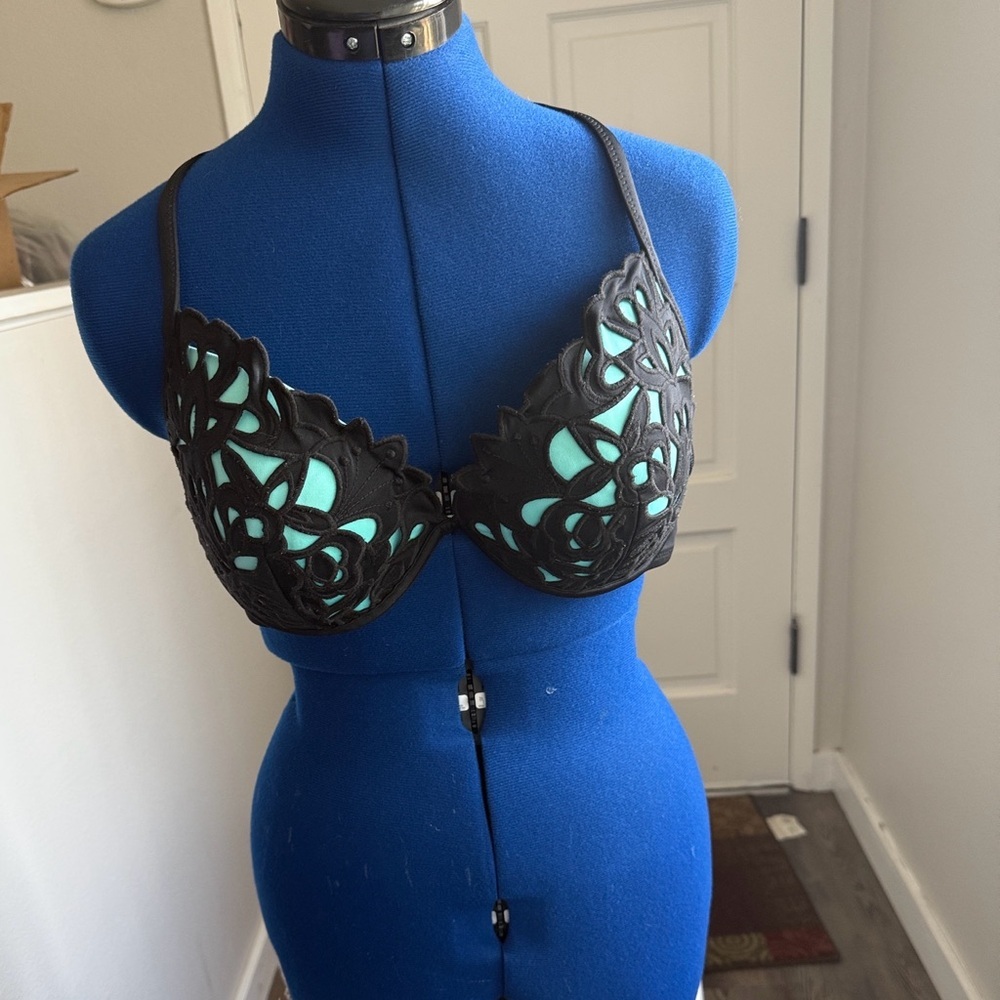 Shade & Shore Black and Teal Lace Bra